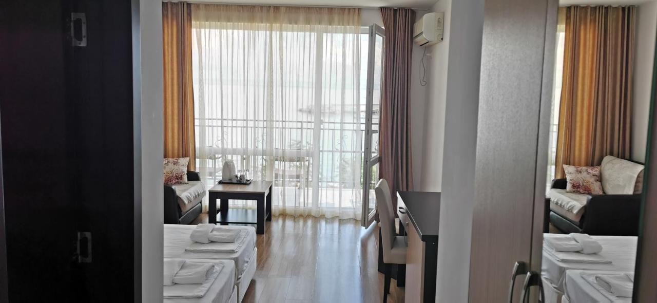 Villa Lazuren Bryag تشيرنوموريتس المظهر الخارجي الصورة